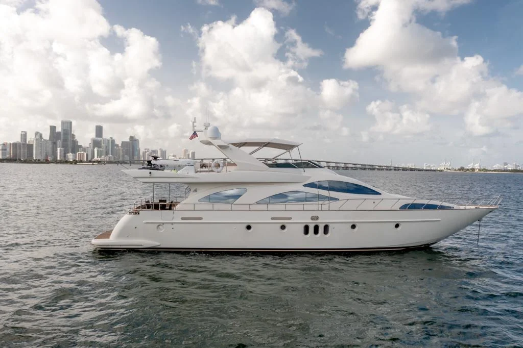85ft Azimut Del Mar morning elegance
